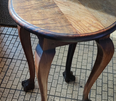 (Brakpan ) - Side table R100