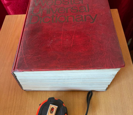 (H 8- S/OORD)- WEBSTER UNIVERSIAL DICTIONARY- R 50