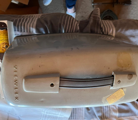 (H 24- S/OORD)- VINTAGE VIEWLEX PROJECTER- R 130