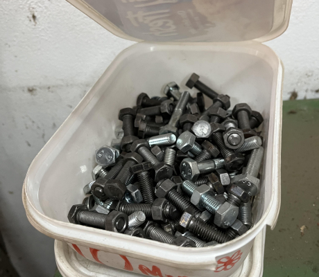 (35- SUIDEROORD)- STAINLESS STEEL BOLTS (ICECREAM BUCKETS)- R50 PER BUCKET - SELLING ON THE DAY