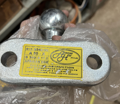 (75- SUIDEROORD)- GOOSENECK TOW BALL- R 100