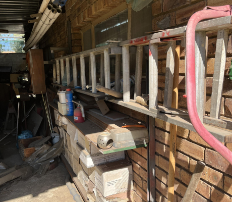 (150- S/OORD OB)- LONG ALUMINIUM LADDER- R 1000