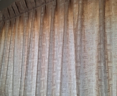 (GRM No:  8)  BEAUTIFUL CURTAINS    R 400