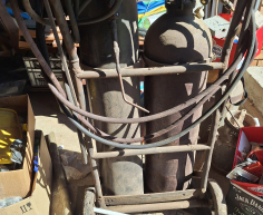 (141- S/OORD OB)- OXY ACETYLENE WELDING AND CUTTING KIT- R 2500