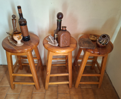 (H 25- S/OORD)- 4 X WOODEN BAR CHAIRS- R 500