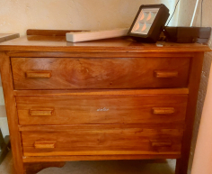 (142- S/OORD H)- BURMESE TEAK 3 DRAWER CHEST OF DRAWERS- R 790
