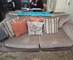Weatherlys lounge suite WAS R4000 NOW R3200  - (A Paulshof)