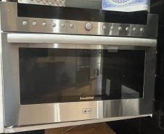 (ALB 25/4 - No:7) - LG Solardom Microwave Oven